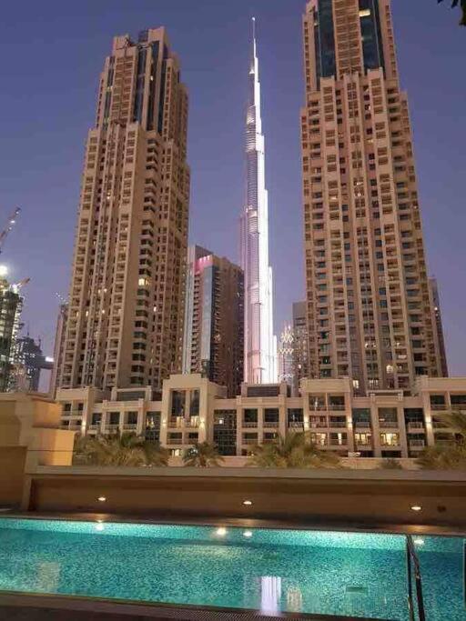 Apartament Lux 1Br 2 Min To Burj Khalifa Dubaj Zewnętrze zdjęcie