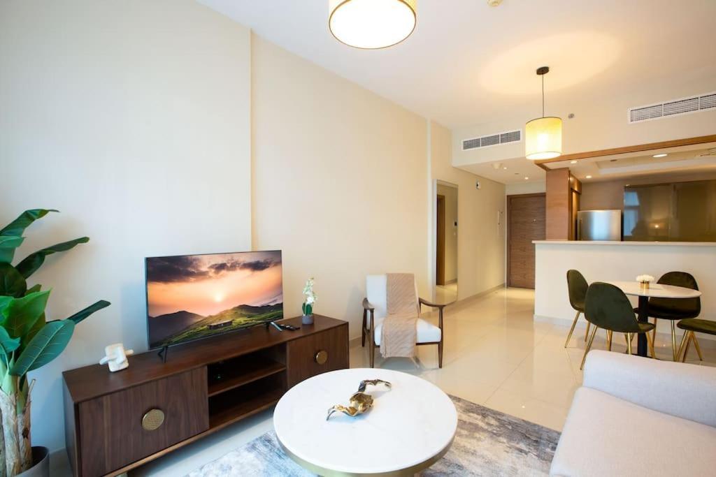 Apartament Lux 1Br 2 Min To Burj Khalifa Dubaj Zewnętrze zdjęcie