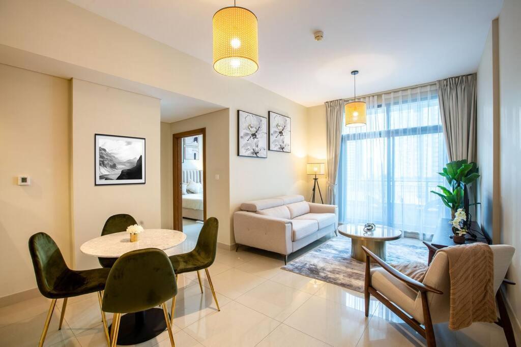 Apartament Lux 1Br 2 Min To Burj Khalifa Dubaj Zewnętrze zdjęcie
