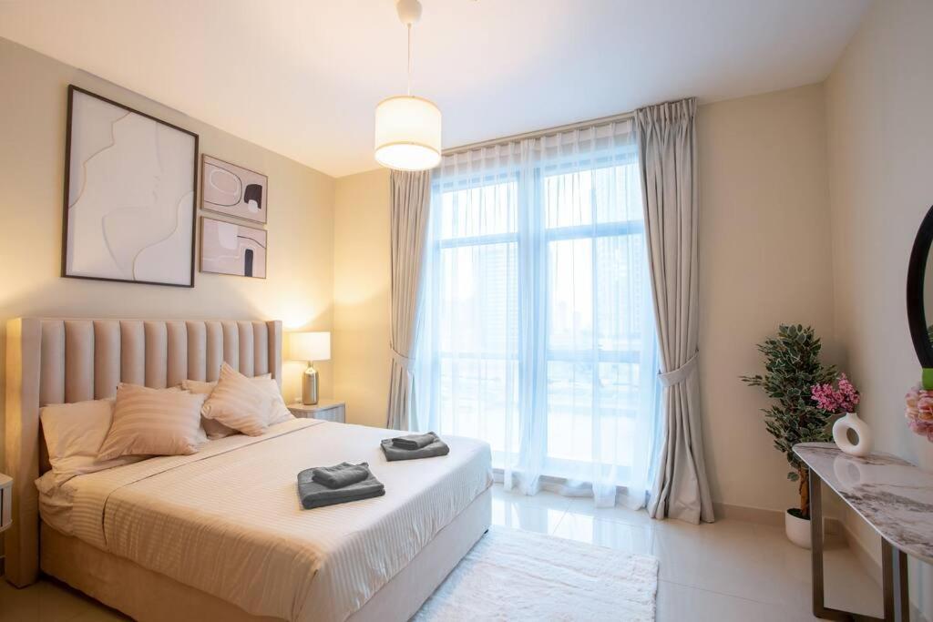 Apartament Lux 1Br 2 Min To Burj Khalifa Dubaj Zewnętrze zdjęcie