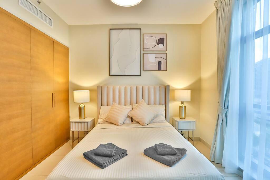 Apartament Lux 1Br 2 Min To Burj Khalifa Dubaj Zewnętrze zdjęcie